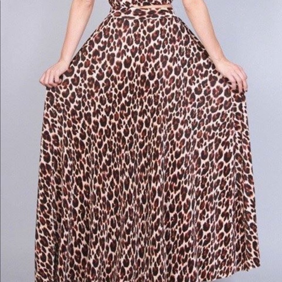 🐆Leopard print set!! 🐆 - Picture 5 of 5